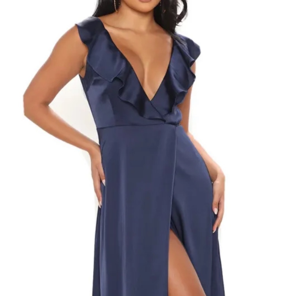 NWT - Frill Sleeve Navy Blue Satin Maxi Gown - Size L